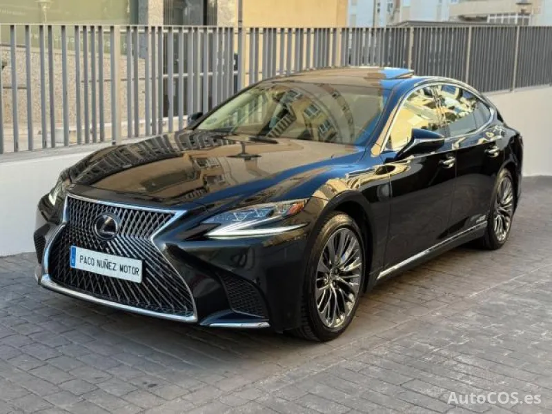 Lexus LS