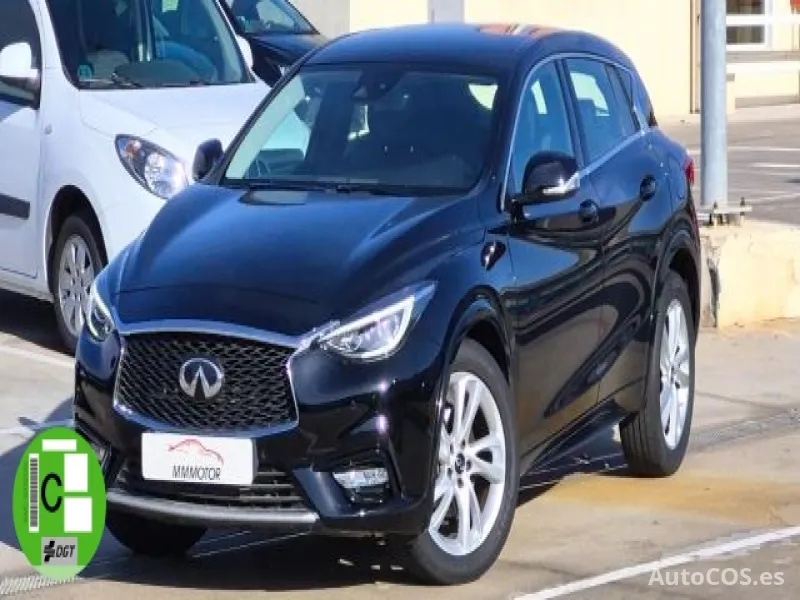 Infiniti Q30